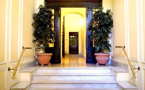 Hotel Adler Roma 2*,  İtalya